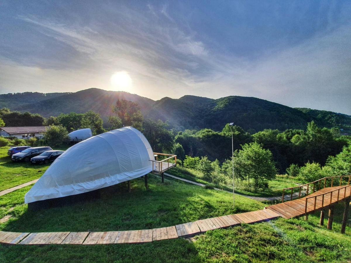 Sunrise Glamping Retreat Hotel Galesu ภายนอก รูปภาพ