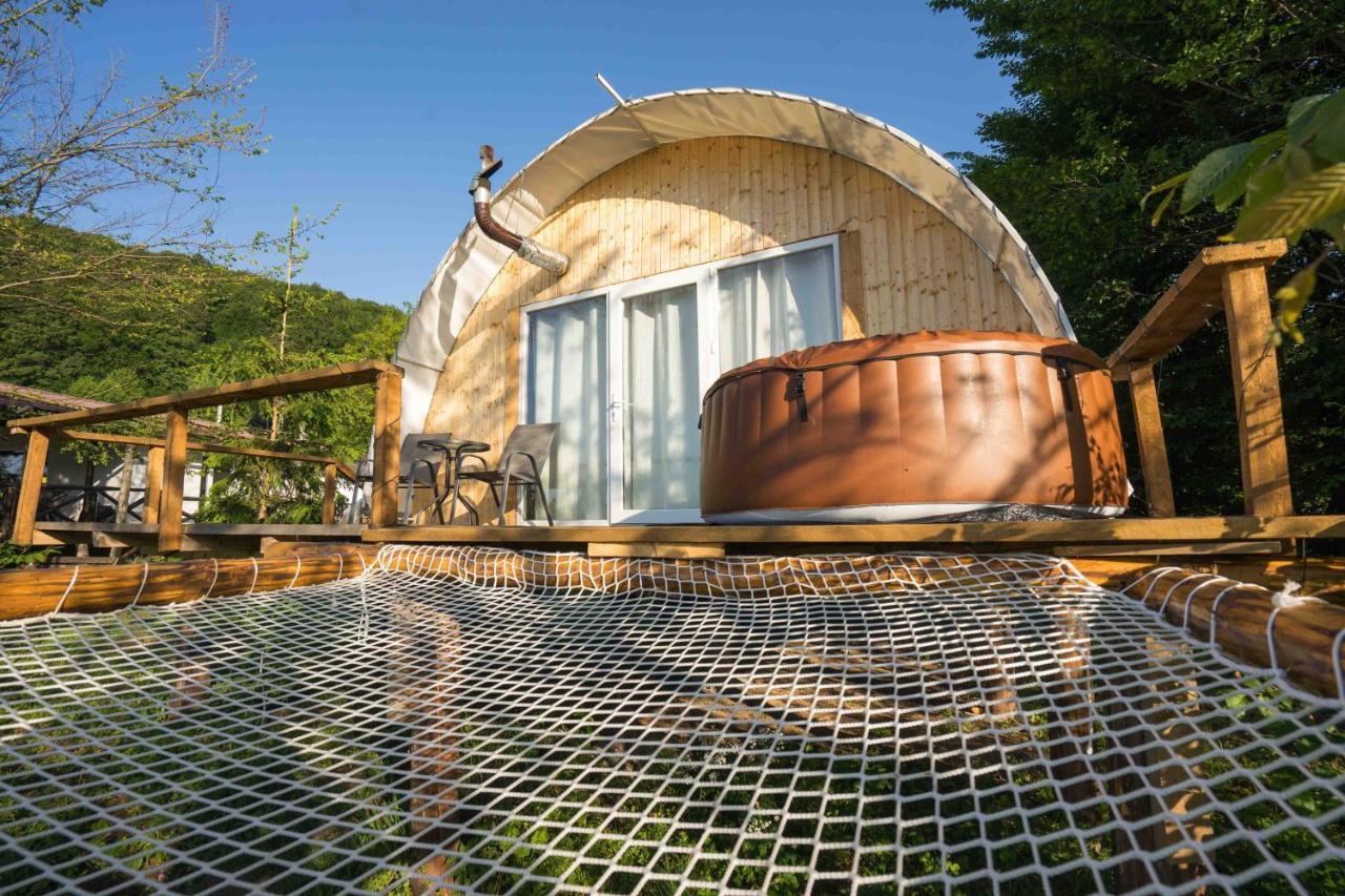 Sunrise Glamping Retreat Hotel Galesu ภายนอก รูปภาพ