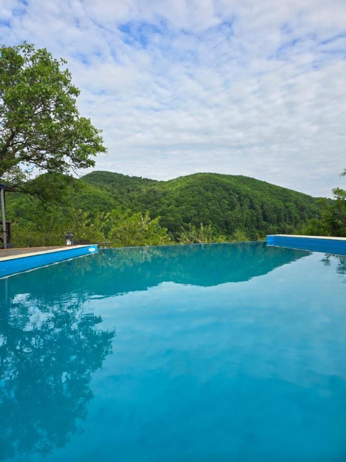 Sunrise Glamping Retreat Hotel Galesu ภายนอก รูปภาพ